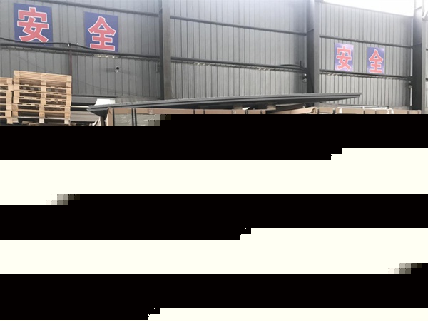 玻璃鋼格柵生產(chǎn)車間及產(chǎn)品